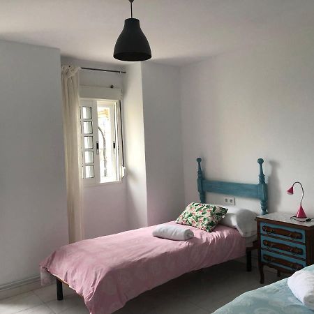 Pension Mar De Rosa Villanueva De Arosa Esterno foto