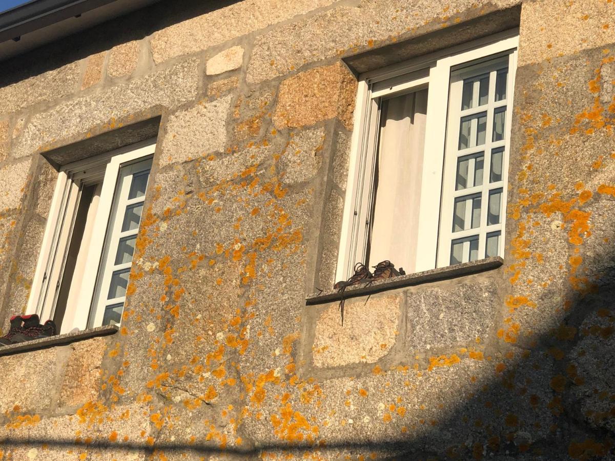 Pension Mar De Rosa Villanueva De Arosa Esterno foto